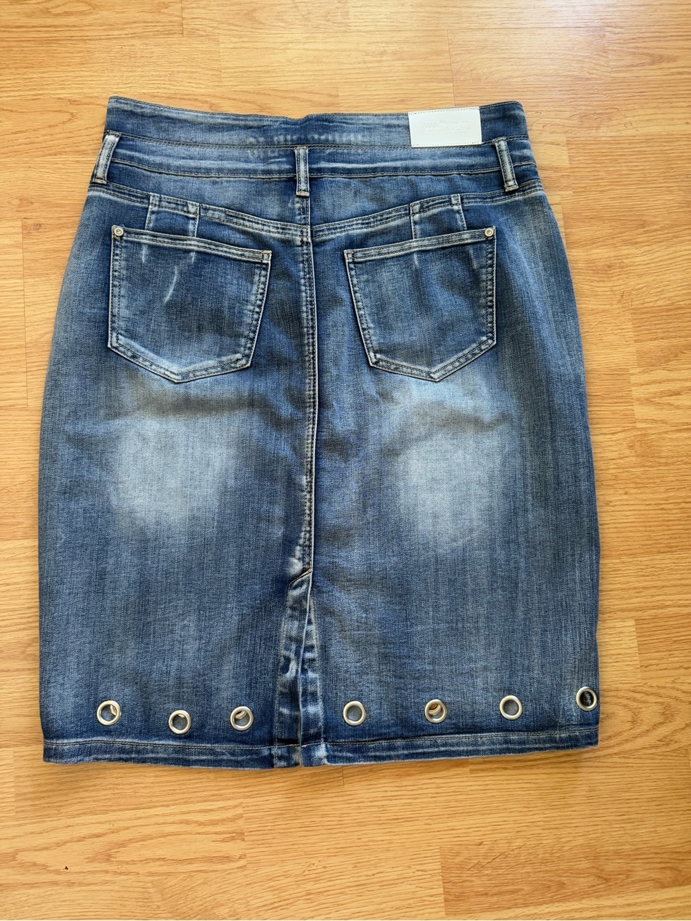 Vintage Hydraulic Nolita Curvy Denim Grommet Skirt 12 - Picture 4 of 6
